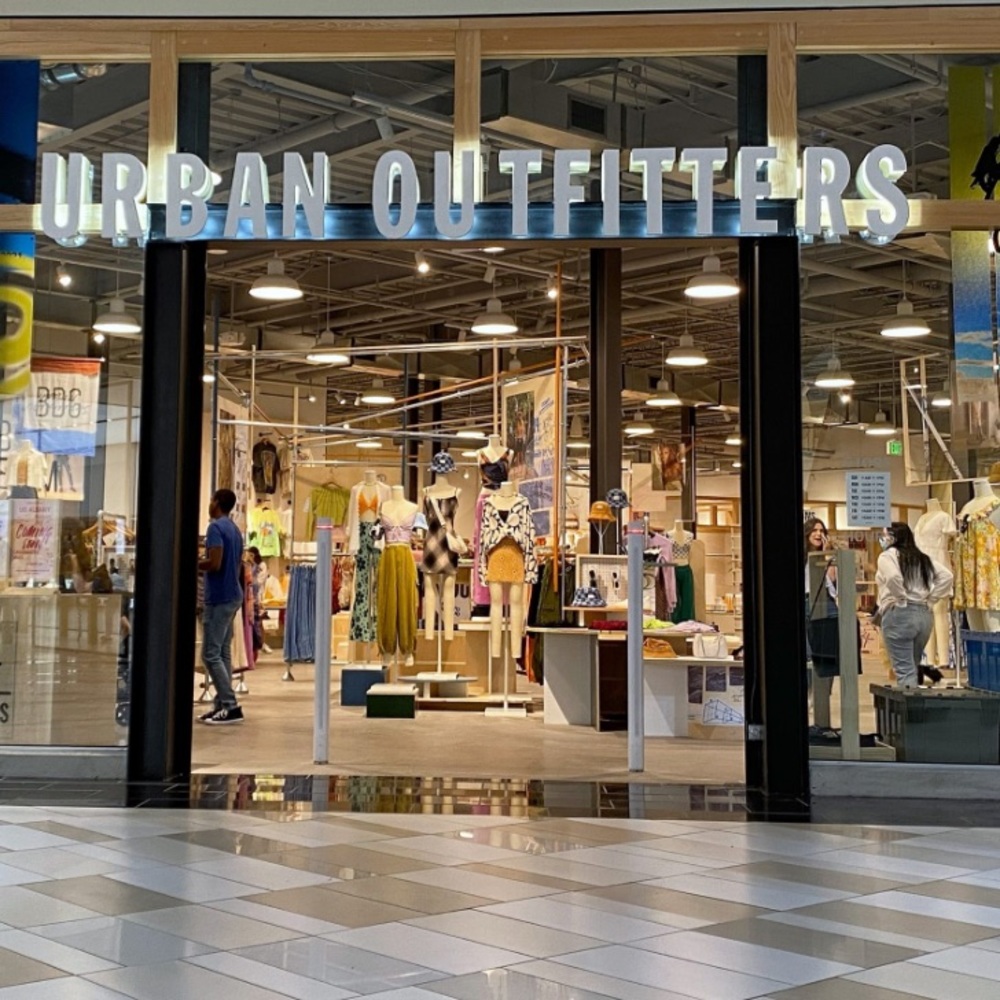 brand new urban outfitter mystery box 10-12 items!